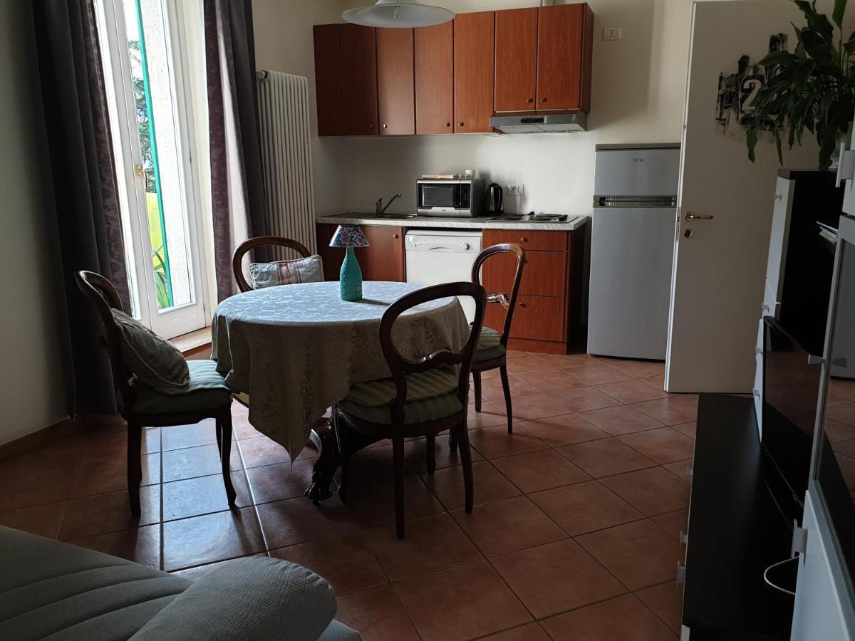 Valsolda Caffe Del Viaggiatore מראה חיצוני תמונה