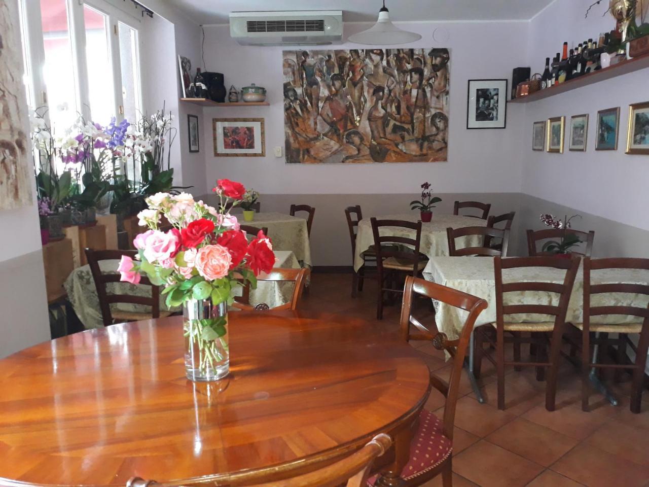Valsolda Caffe Del Viaggiatore מראה חיצוני תמונה